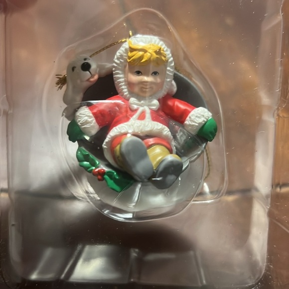 1991 Santas Best Christmas Charmers First Edition Ornament “Tagging Along” BNIB - Picture 3 of 4